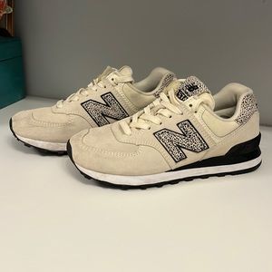 New balance WL574AND Sneaker cream and black with animal print, size 8